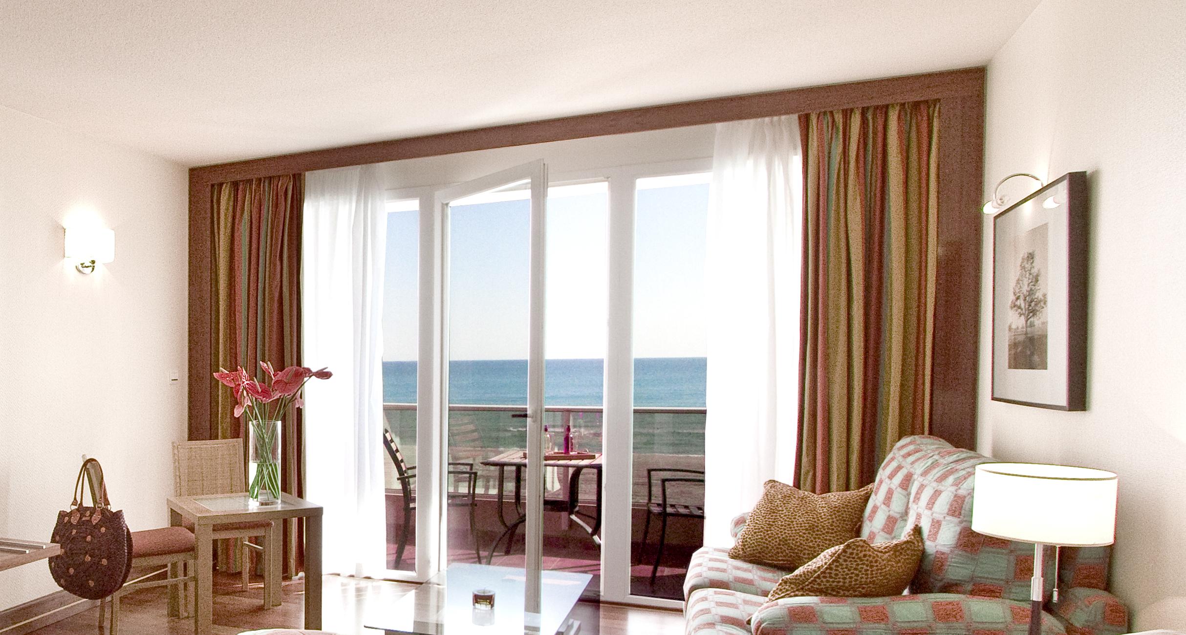 Grand Hotel Les Flamants Roses Thalasso & Spa กาเนต์-อ็อง-รูสซียง ภายนอก รูปภาพ
