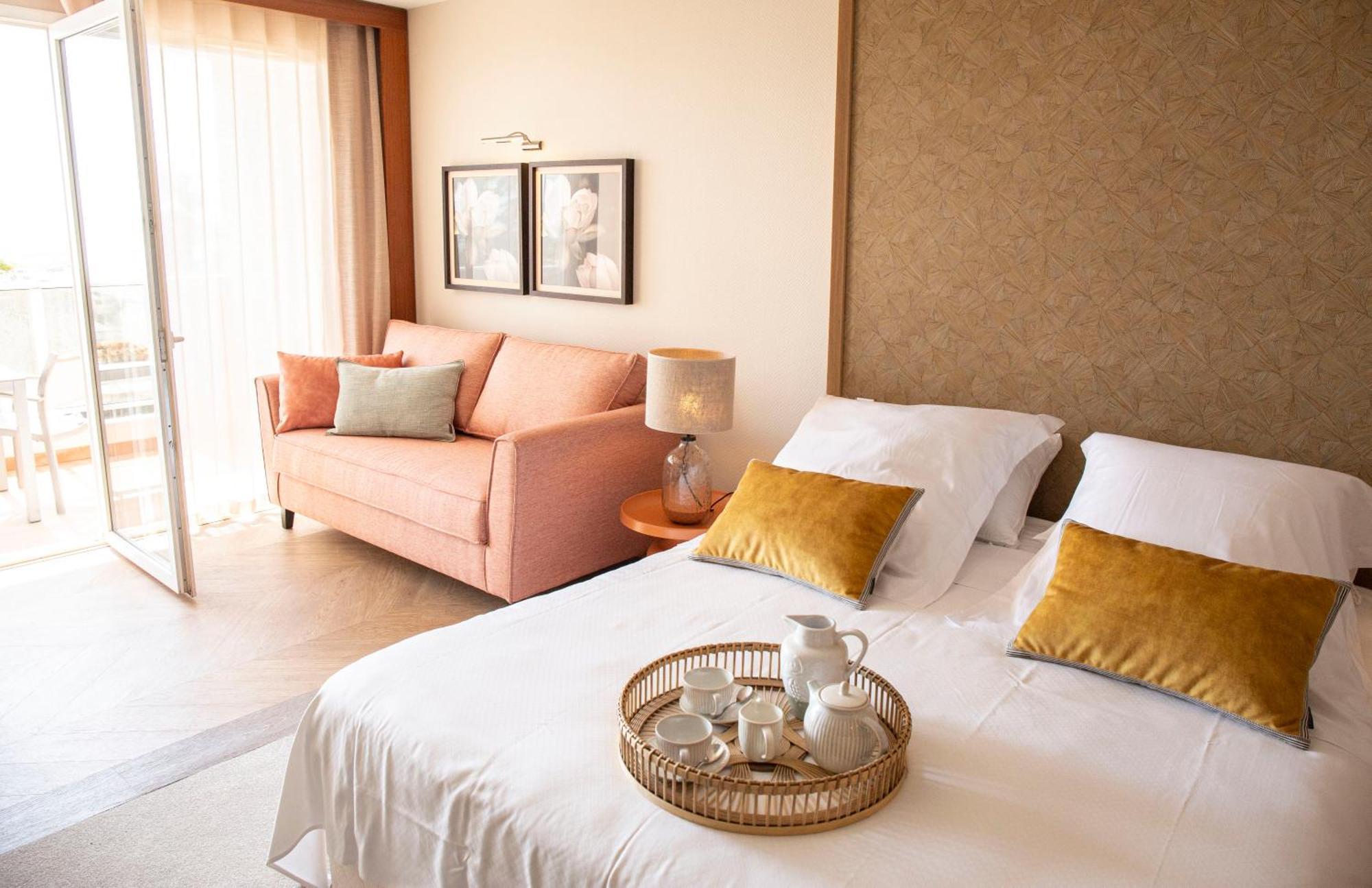 Grand Hotel Les Flamants Roses Thalasso & Spa กาเนต์-อ็อง-รูสซียง ภายนอก รูปภาพ